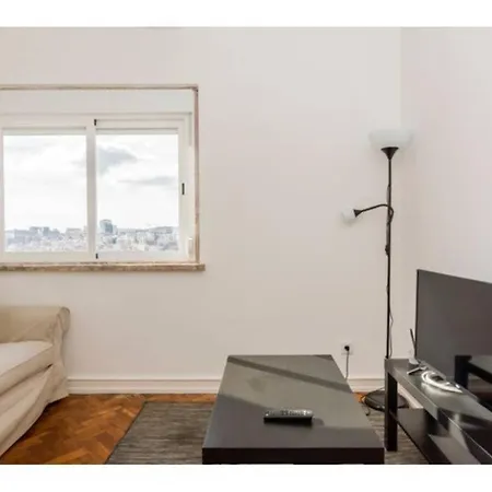 Houze_city Center, 5 Flat With A View
